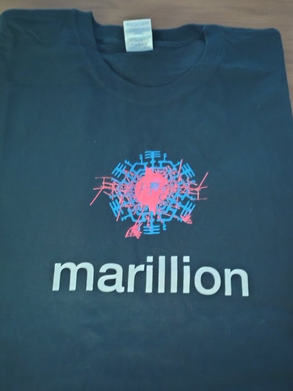 * NEW * Marillion 2009 Montreal Weekend t-shirt